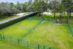 9104 Wade St, Weeki Wachee, FL 34613 - Photo 36