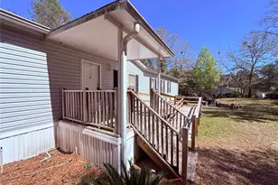 229 Dolphin Cir, Middleburg, FL 32068 - Photo 2