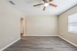 3645 6th St S, Saint Petersburg, FL 33705 - Photo 2