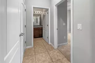 8110 Enclave Way, Sarasota, FL 34243 - Photo 10