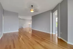 1181 Burgos Dr, Sarasota, FL 34238 - Photo 14