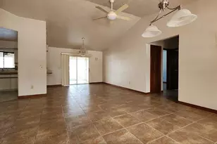 39 Fellowship Dr, Palm Coast, FL 32137 - Photo 4