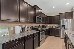 1639 Lima Ave W, Kissimmee, FL 34747 - Photo 4