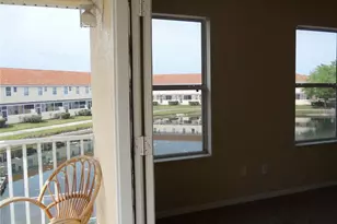 1197 S Beach Cir, Kissimmee, FL 34746 - Photo 6