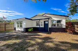 1121 49th Ave N, Saint Petersburg, FL 33703 - Photo 2