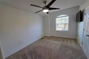 9464 Tawnyberry St, Orlando, FL 32832 - Photo 46