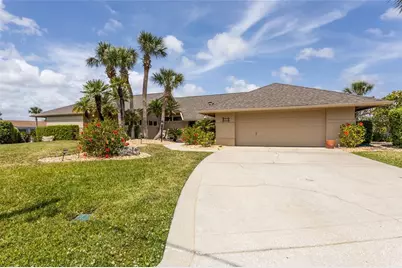 29 Collington Court, Palm Coast, FL 32137 - Photo 4