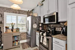 10549 Via De Robina Ct, Clermont, FL 34711 - Photo 16