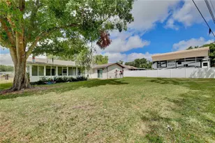 1179 Shadow Run Dr, Lakeland, FL 33813 - Photo 32