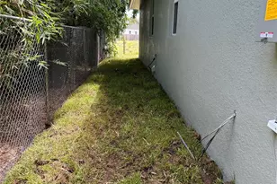 2451 W 18th St, Sanford, FL 32771 - Photo 20