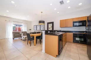 3006 Secret Lake Dr, Kissimmee, FL 34747 - Photo 4