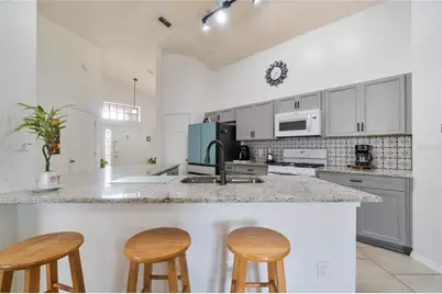 640 Lady Diana Drive, Davenport, FL 33837 - Photo 8