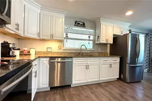 111 Palencia Rd, Auburndale, FL 33823 - Photo 10