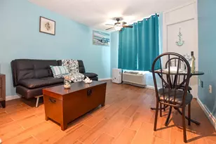 313 S Atlantic Ave, Daytona Beach, FL 32118 - Photo 2