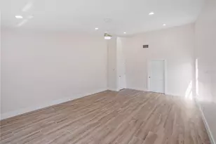 6790 Edgeworth Dr, Orlando, FL 32819 - Photo 28