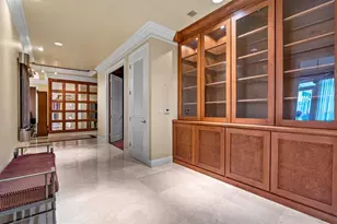 100 S Eola Dr, Orlando, FL 32801 - Photo 30