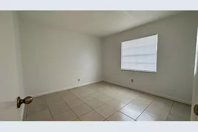 1651 W Oak Ridge Road #1651A, Orlando, FL 32809 - Photo 6