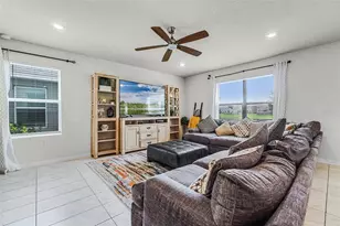 5329 Royal Point Ave, Kissimmee, FL 34746 - Photo 4