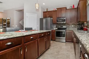 457 Bridgeford Crossing Blvd, Davenport, FL 33837 - Photo 2