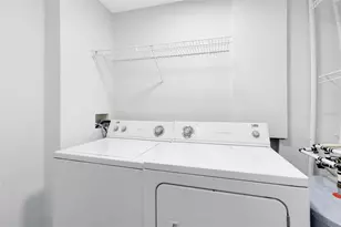 6685 Queens Borough Ave, Orlando, FL 32835 - Photo 28