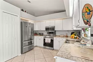 211 Dalton Dr, Kissimmee, FL 34758 - Photo 10