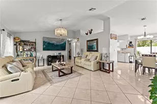 211 Dalton Dr, Kissimmee, FL 34758 - Photo 4