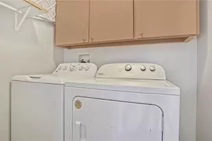 105 Caterham Way, Kissimmee, FL 34758 - Photo 32