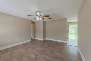 3641 Mandalay Ct, Orlando, FL 32818 - Photo 8