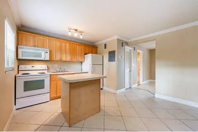 2501 E Central Boulevard #9, Orlando, FL 32803 - Photo 4