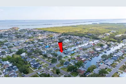 8704 Bay Crest Lane, Tampa, FL 33615 - Photo 92