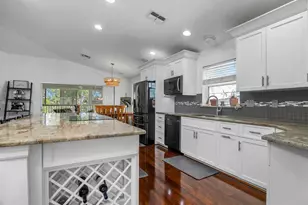 7749 Victoria Cove Ct, Fort Myers, FL 33908 - Photo 8