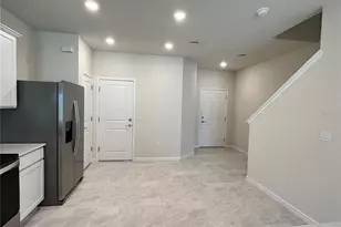 2538 Winsome Wy, Davenport, FL 33896 - Photo 4