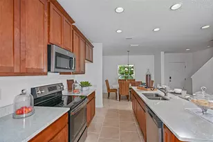 1230 Sand Torch Cir, Davenport, FL 33837 - Photo 4