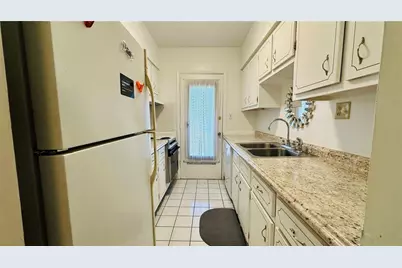 1600 W Lake Parker Drive #C24, Lakeland, FL 33805 - Photo 14