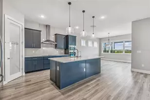 8936 Sanders Tree Loop, Wesley Chapel, FL 33545 - Photo 16