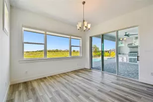 8936 Sanders Tree Loop, Wesley Chapel, FL 33545 - Photo 16