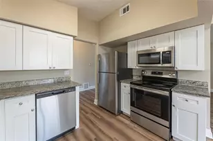 5201 Palisades Dr, Orlando, FL 32808 - Photo 14