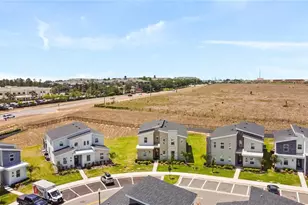 9084 Sommerset Hills Dr, Davenport, FL 33896 - Photo 4