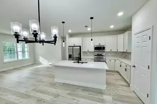 8071 N Primrose Dr, Citrus Springs, FL 34434 - Photo 12