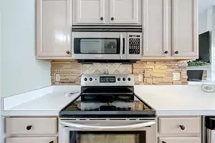 2850 Tremont Dr, Eustis, FL 32726 - Photo 12