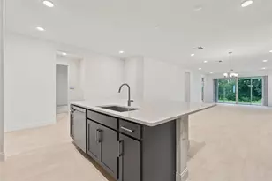 2366 Wise River Ln, Zephyrhills, FL 33539 - Photo 14
