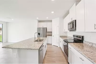 1752 Brekey Way, Zephyrhills, FL 33541 - Photo 4