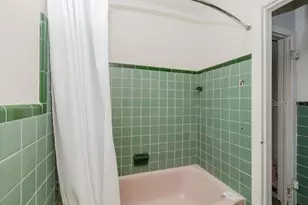 17401 1st St E, Redington Shores, FL 33708 - Photo 14