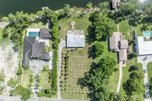 7420 Lake Willis Dr, Orlando, FL 32821 - Photo 2