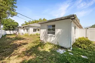 370 E Waldo St, Groveland, FL 34736 - Photo 8