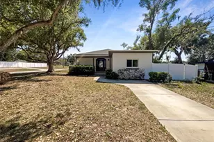 370 E Waldo St, Groveland, FL 34736 - Photo 16