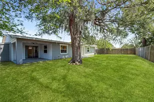 136 Poinsettia Dr, Kissimmee, FL 34743 - Photo 14