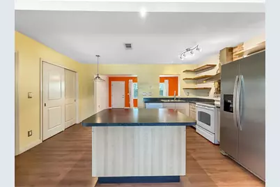 136 Poinsettia Drive, Kissimmee, FL 34743 - Photo 4