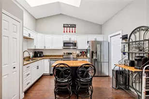 6906 Colony Oaks Ln, Orlando, FL 32818 - Photo 8