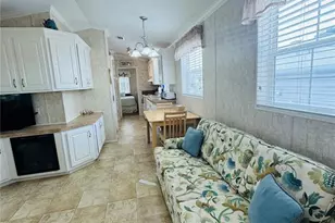 211 Broken Woods Blvd, Davenport, FL 33837 - Photo 16